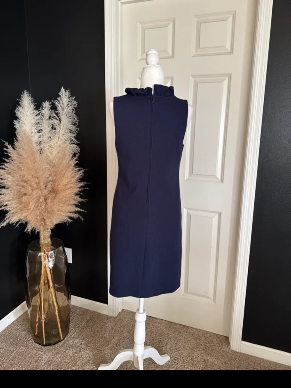 Lilly Pulitzer Tisbury Knit V-Neck Ruffle Detail Sheath Dress Navy Size Medium - Picture 9 of 12